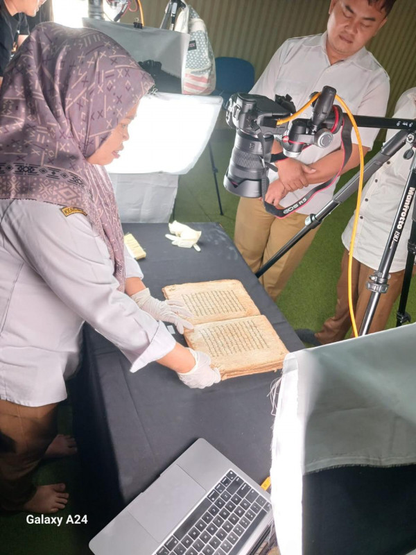 Lestarikan Naskah Kuno di Banten!