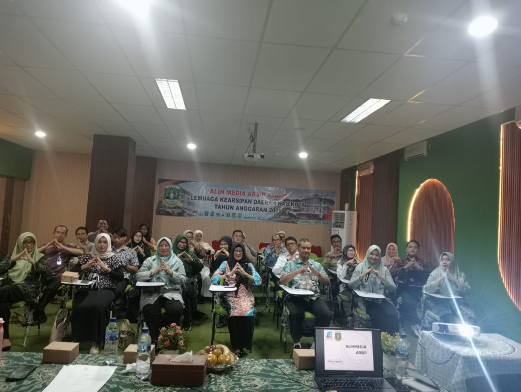 DPK Banten mengadakan kegiatan Alih Media Arsip