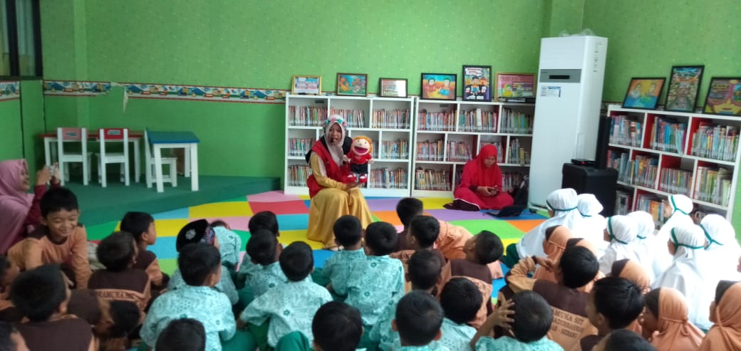 MENINGKATKAN MINAT BACA ANAK MELALUI DONGENG VIRTUAL