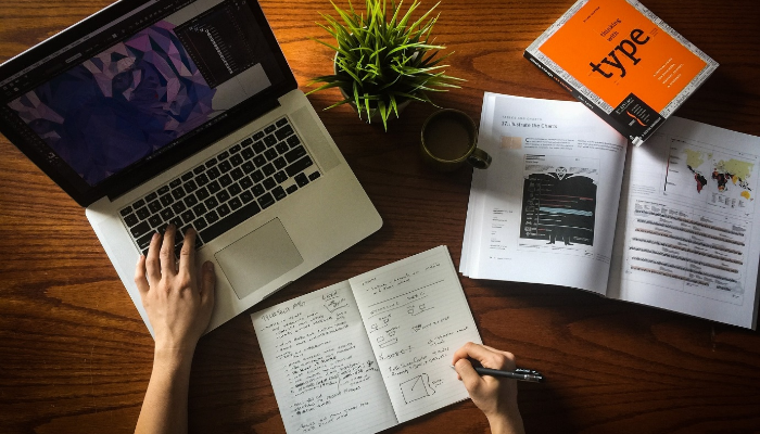 MENULIS DENGAN SMARTPHONE, MENGAPA TIDAK?