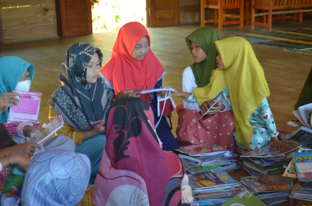 RAMADHAN MOMEN TERBAIK MEMBACA BUKU