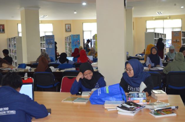 Menyegarkan Ingatan akan Peran Pustakawan Di Abad Ke 21