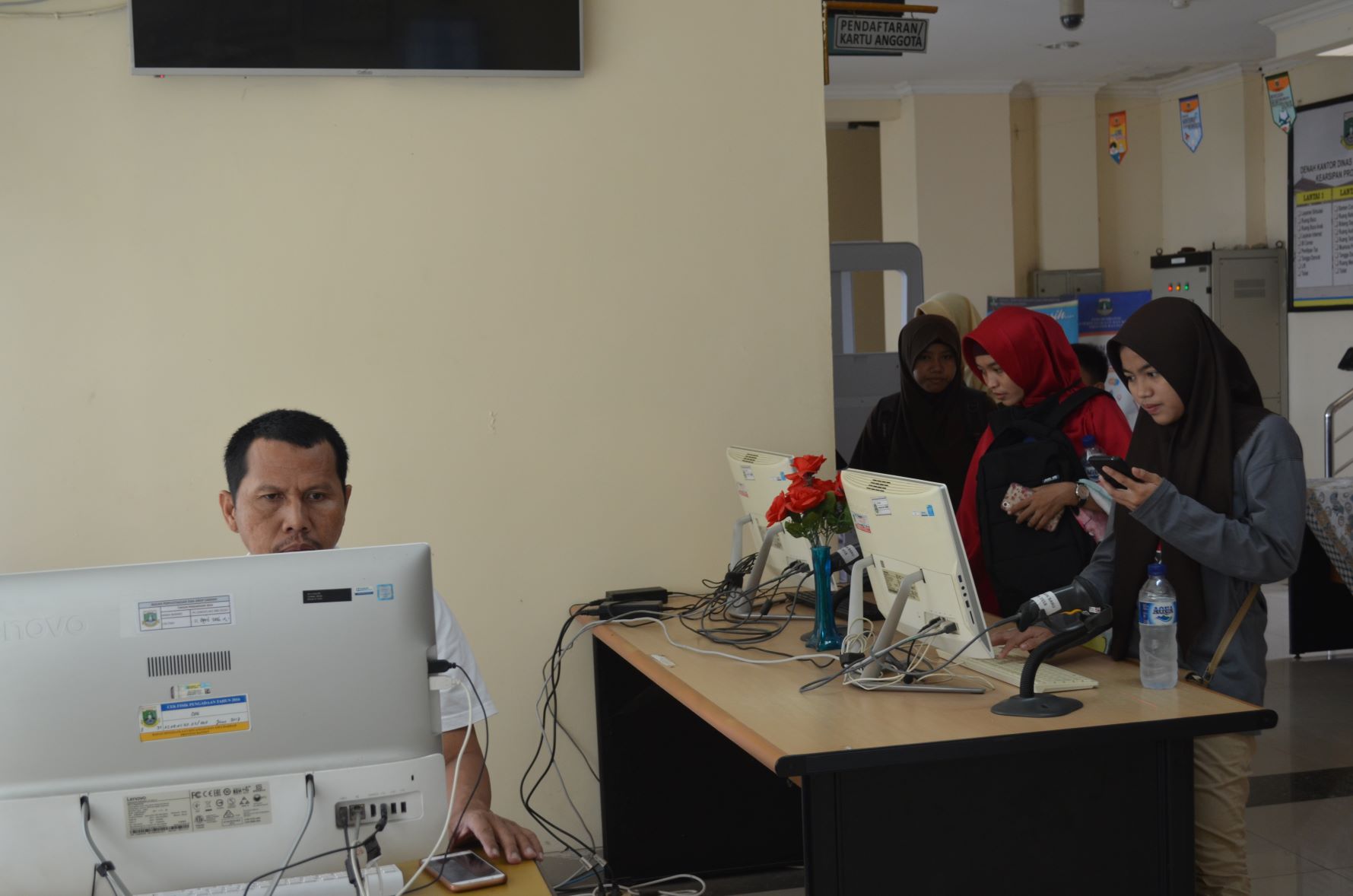 Percepatan Penerapan Layanan Perpustakaan Digital pada Perpustakaan Daerah untuk Menyongsong Era Masyarakat 5.0